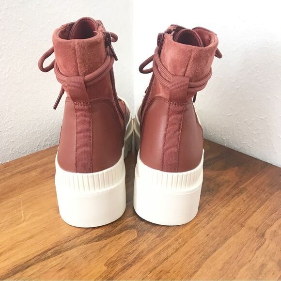 GIANNI BINI Rust Red Leather Lug Sole Platform Bootie Sneaker High Top Size 6.5 - Picture 6 of 14